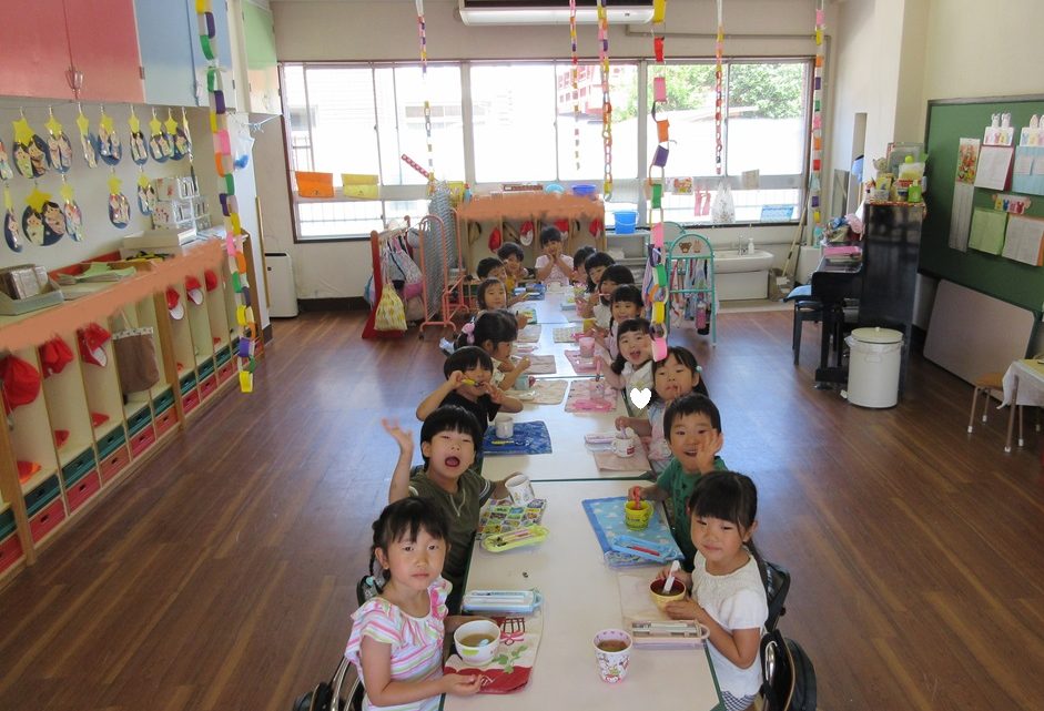 年中➂ ~輪つなぎ・年長さんからなすのおすそ分け~