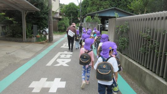 年長　園外保育こどもり➀