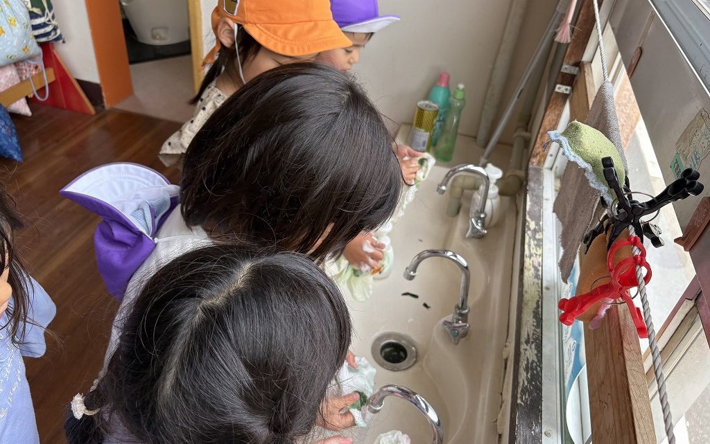 年長　たたき染め＆第二回味噌汁パーティー➁