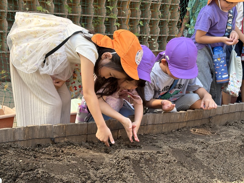 小学校探検＆種植え②
